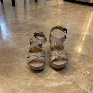 Me Too Tan Women's Wedge Sandals